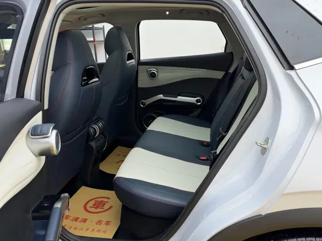 BYD Yuan PLUS — Фото автомобиля 5