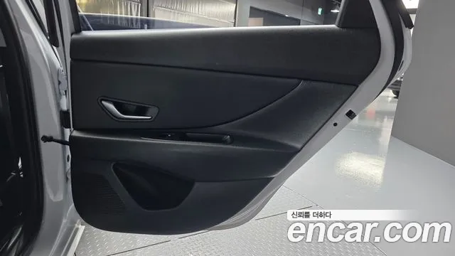 Hyundai AVANTE — Фото автомобиля 25