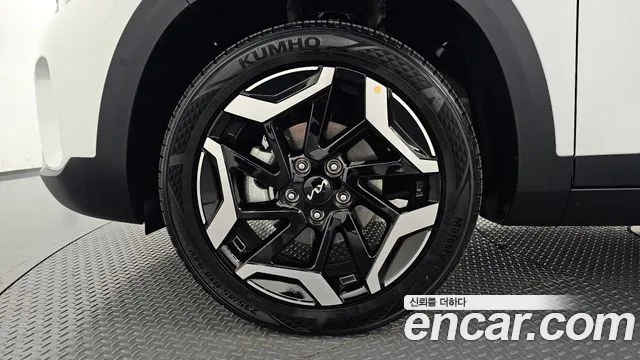 Kia Seltos New — Фото автомобиля 5