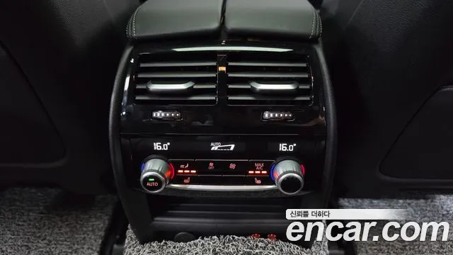 BMW 5 Series — Фото автомобиля 16