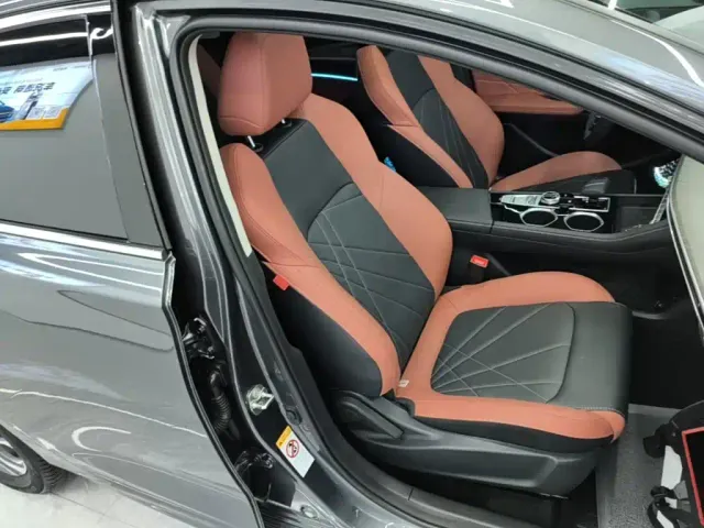 Changan Eado — Фото автомобиля 23
