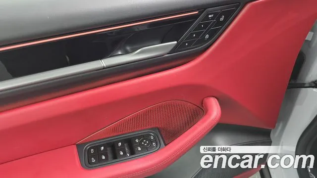 Porsche Macan — Фото автомобиля 19