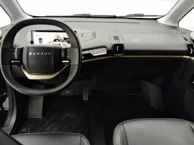 Baojun KiWi EV — Фото автомобиля 12