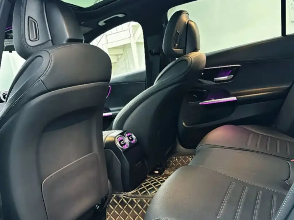 Mercedes-Benz Mercedes-Benz C-Class 2024 Facelift C 260 L Sport — Фото автомобиля 17