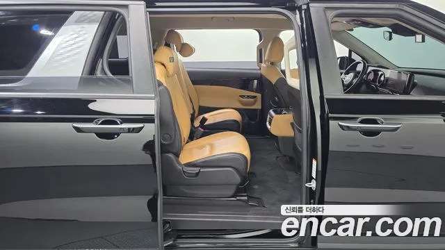 Kia Carnival 4th Gen — Фото автомобиля 12