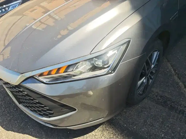 BYD Qin PLUS — Фото автомобиля 23