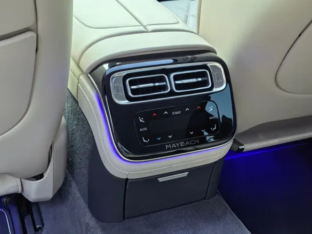 Mercedes-Benz Maybach S-Class — Фото автомобиля 14