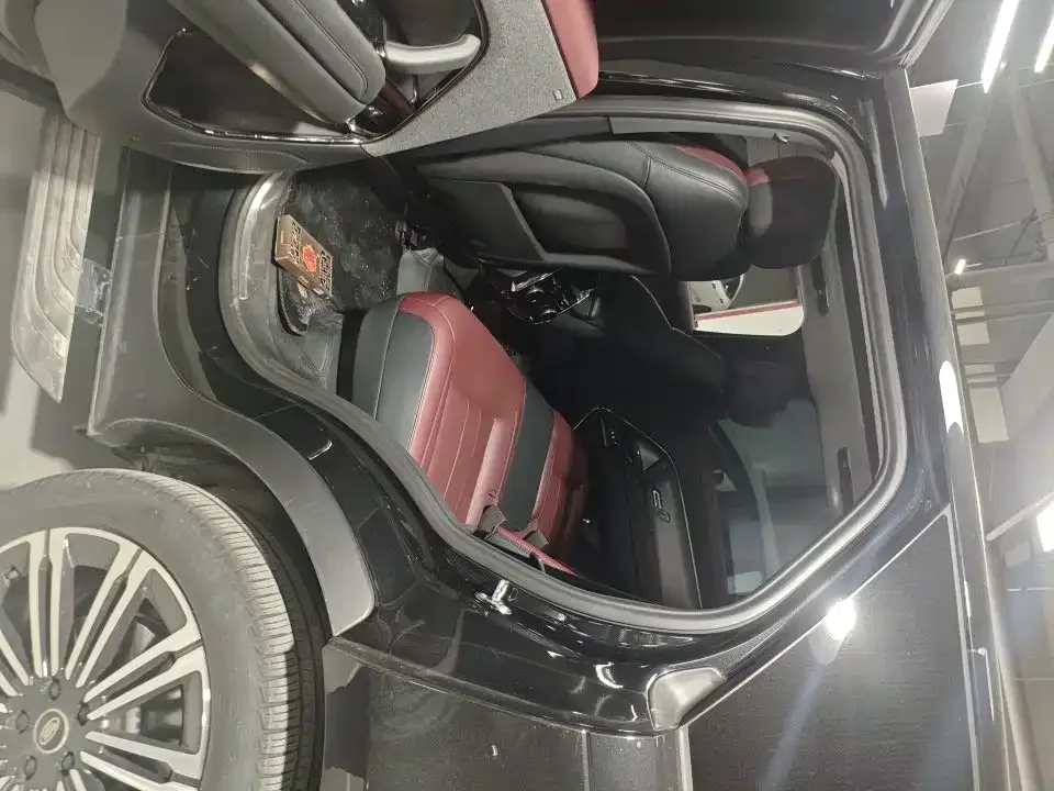 Land Rover Range Rover Sport 2024 400PS Dynamic HSE — Фото автомобиля 8