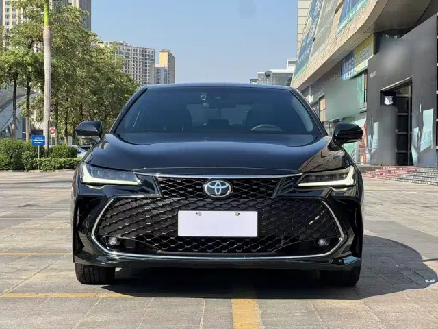 Toyota Avalon — Фото автомобиля 14