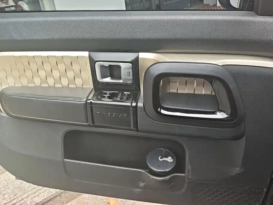 Baojun Baojun KiWi EV 2022 Artist Lite Edition LFP — Фото автомобиля 7