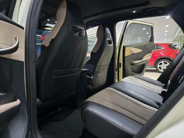 BYD Dolphin — Фото автомобиля 9