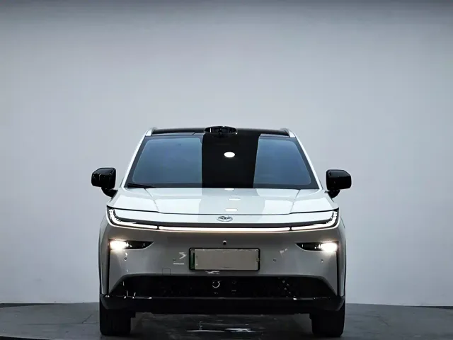 Toyota BoZhi 3X — Фото автомобиля 3