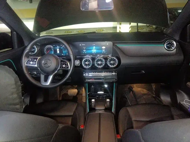 Mercedes-Benz GLA-Class — Фото автомобиля 10