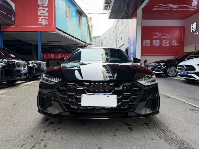 Audi A7L — Фото автомобиля 2