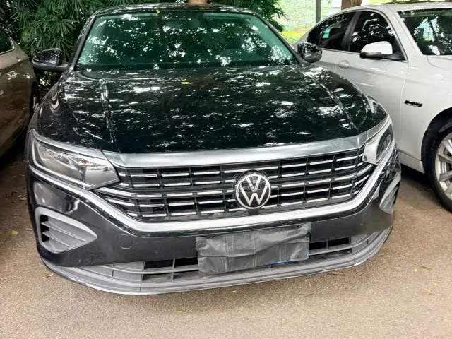 Volkswagen Passat — Фото автомобиля 2