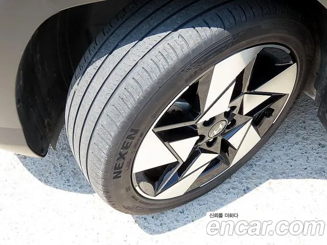 Hyundai Kona — Фото автомобиля 20