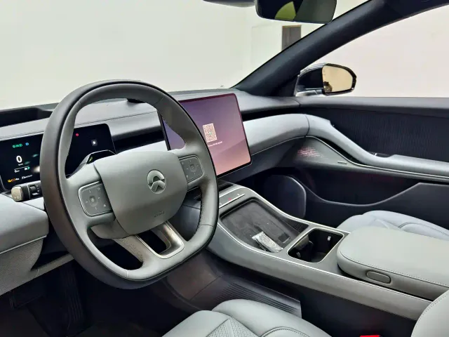 Nio ET5 Touring — Фото автомобиля 8