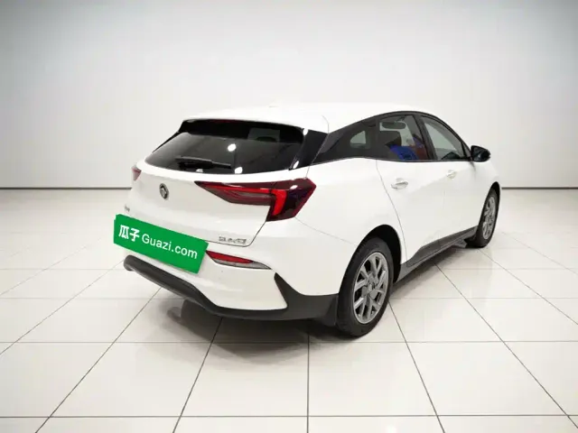 Buick Velite 6 — Фото автомобиля 4