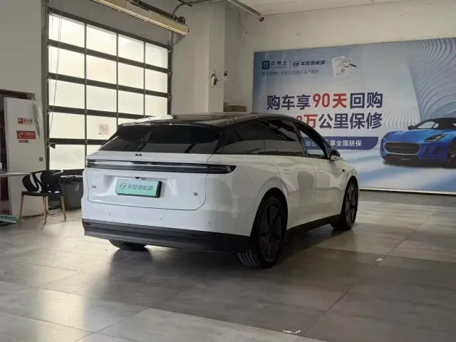 Li Auto i6 — Фото автомобиля 7