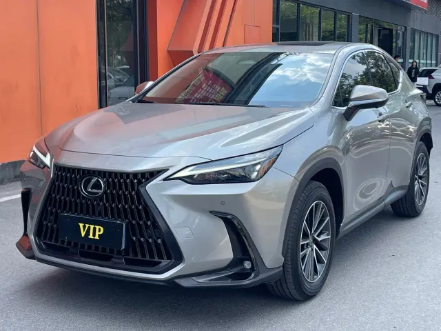 Фотография автомобиля — Lexus NX