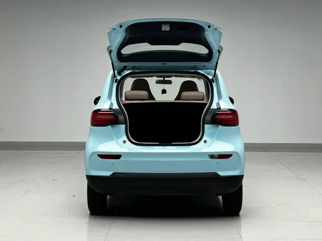 Leapmotor T03 — Фото автомобиля 18