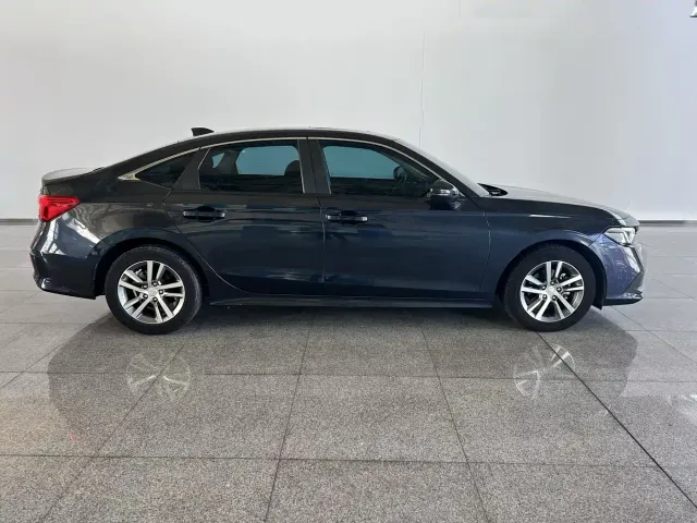 Honda Civic — Фото автомобиля 2