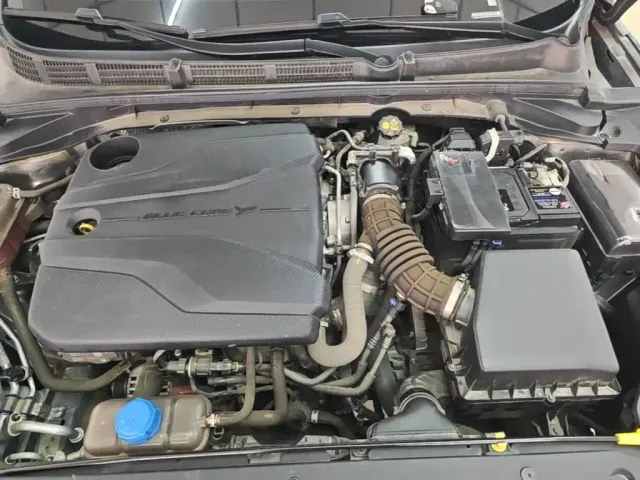 Changan Eado — Фото автомобиля 18