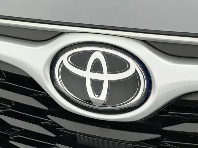 Toyota Highlander — Фото автомобиля 26
