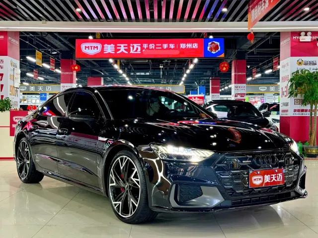 Audi Audi A7L 2024 45 TFSI quattro S-line Black Warrior Edition — Фото автомобиля 3