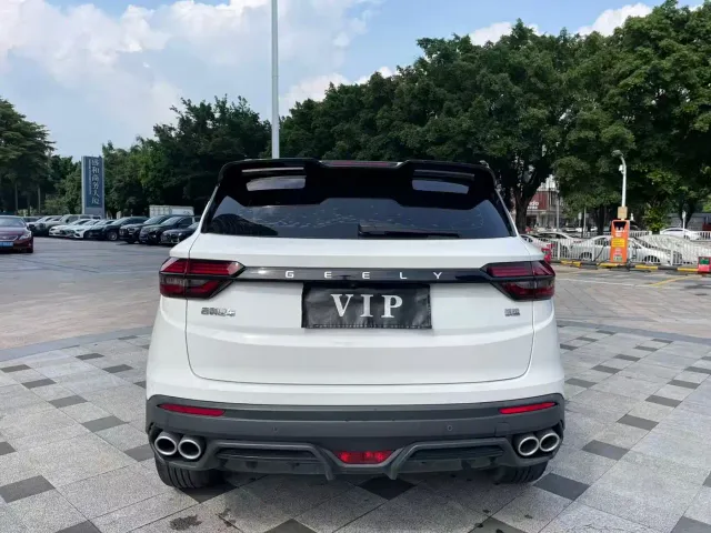 Geely Binyue — Фото автомобиля 6