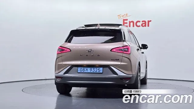 Hyundai Nexo — Фото автомобиля 4