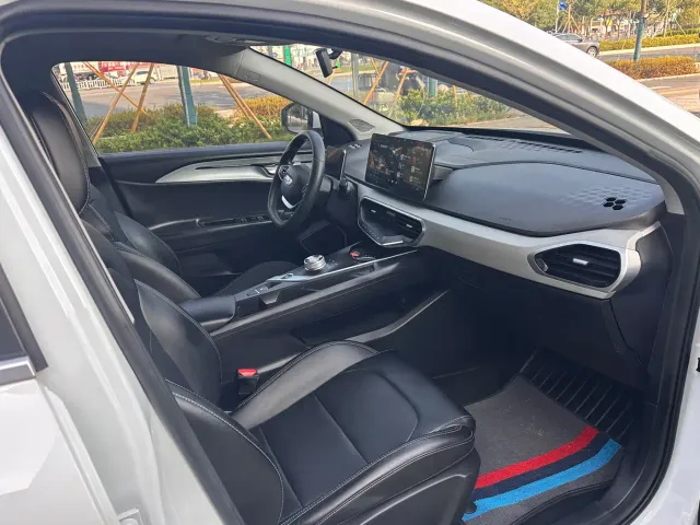 Geely Geometry A — Фото автомобиля 8