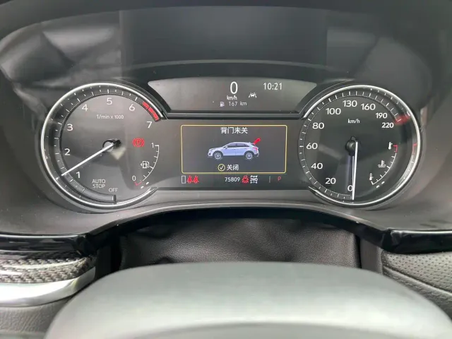 Cadillac XT5 — Фото автомобиля 12