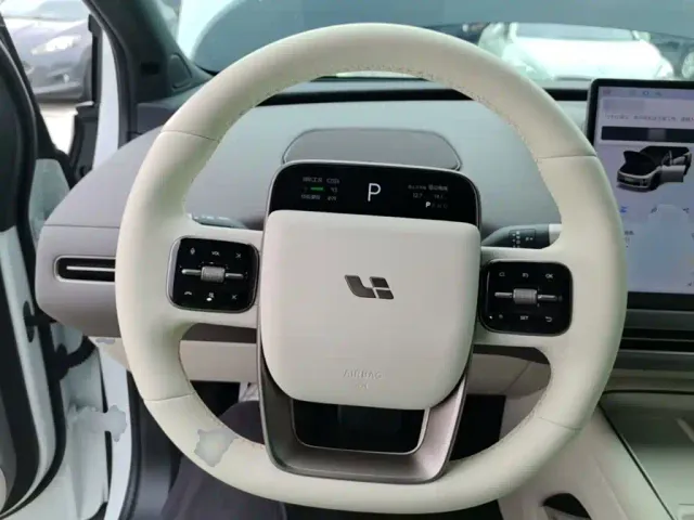 Li Auto i6 — Фото автомобиля 10