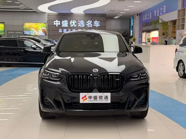 BMW BMW X4 M40i 2022 M40i — Фото автомобиля 2