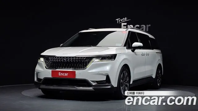 Фотография автомобиля — Kia Carnival 4th Gen