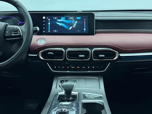 Jetour X70 Plus — Фото автомобиля 13