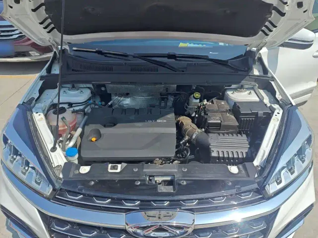 Chery Tiggo 8 — Фото автомобиля 15