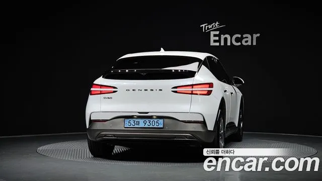 Genesis GV60 — Фото автомобиля 3
