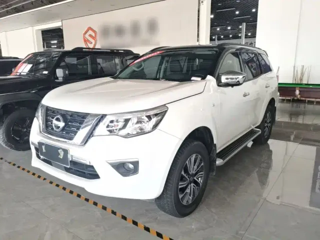 Фотография автомобиля — Nissan Terra
