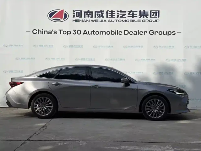 Toyota Avalon — Фото автомобиля 5