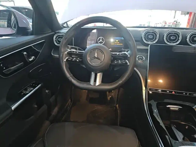 Mercedes-Benz C-Class — Фото автомобиля 10