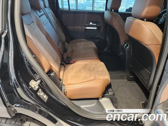Mercedes-Benz GLB-Class — Фото автомобиля 16