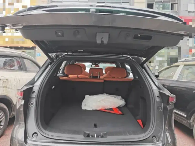 Changan CS75 Plus — Фото автомобиля 18