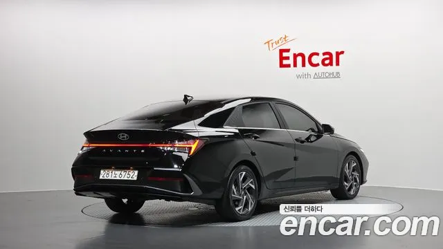 Hyundai AVANTE Новый Avante (CN7) — Фото автомобиля 2