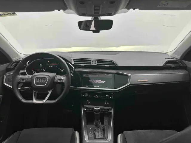 Audi Q3 — Фото автомобиля 15