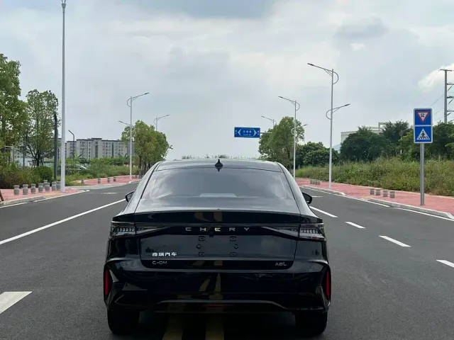 Chery Fulwin A8 — Фото автомобиля 8