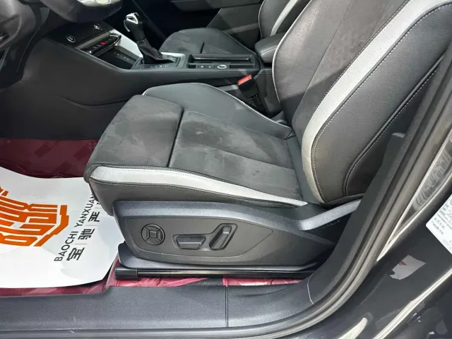 Audi Q3 — Фото автомобиля 9