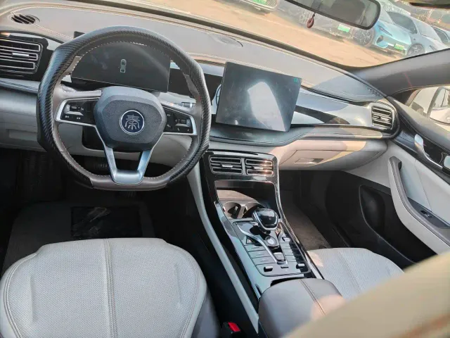 BYD Qin PLUS — Фото автомобиля 5