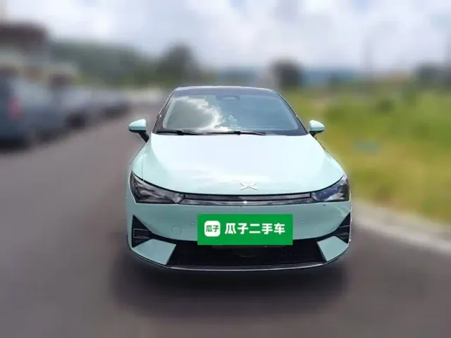 Xpeng P5 — Фото автомобиля 2